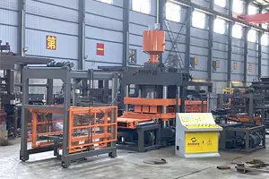 Problèmes courants concernant la préparation de la machine à briques à plaques libres